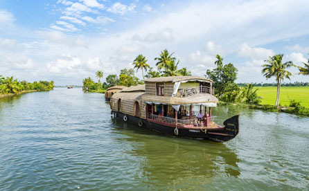 Experience Romance in Alappuzha: A Must-Visit Among Honeymoon Destinations in South India